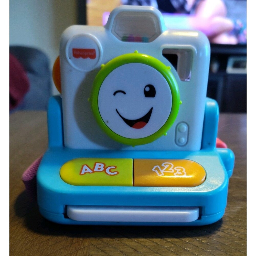 2019 Fisher Price Laugh and Learn Click and Learn Instant Camera - Lights Sounds